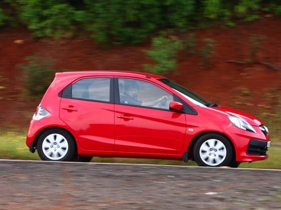 12 Fastest Cars Under Rs  10 Lacs in India You can Buy - 76