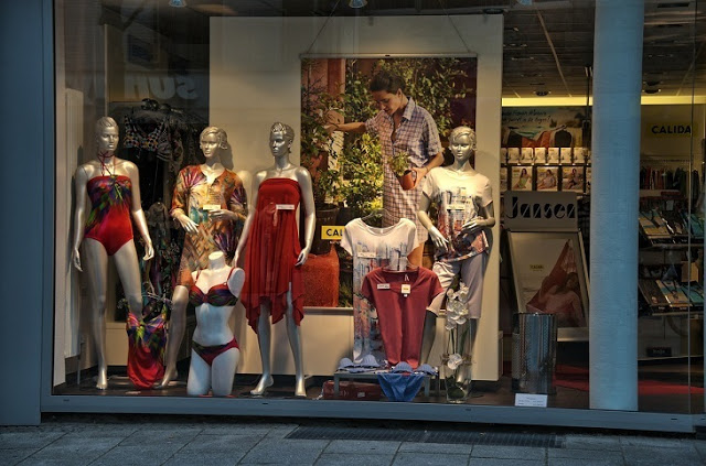 Window displays