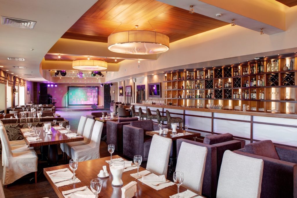 3 Ways Employee Scheduling Software Brings Productivity to Restaurants - 84