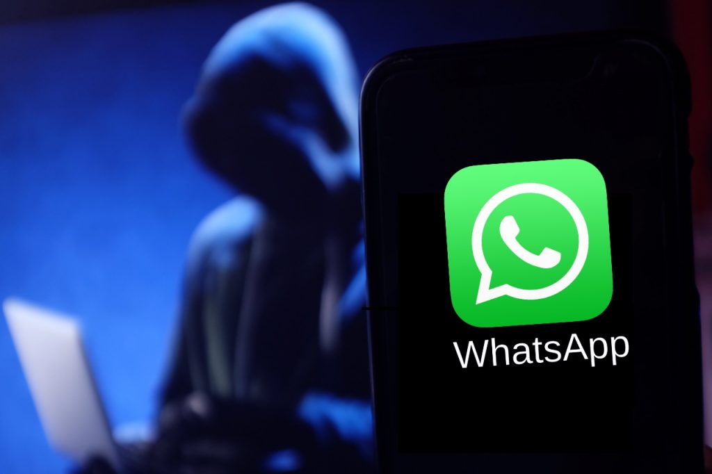 how hack whatsapp