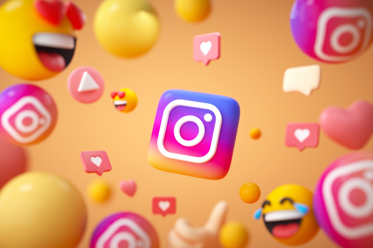 How to react to messages on Instagram with emojis