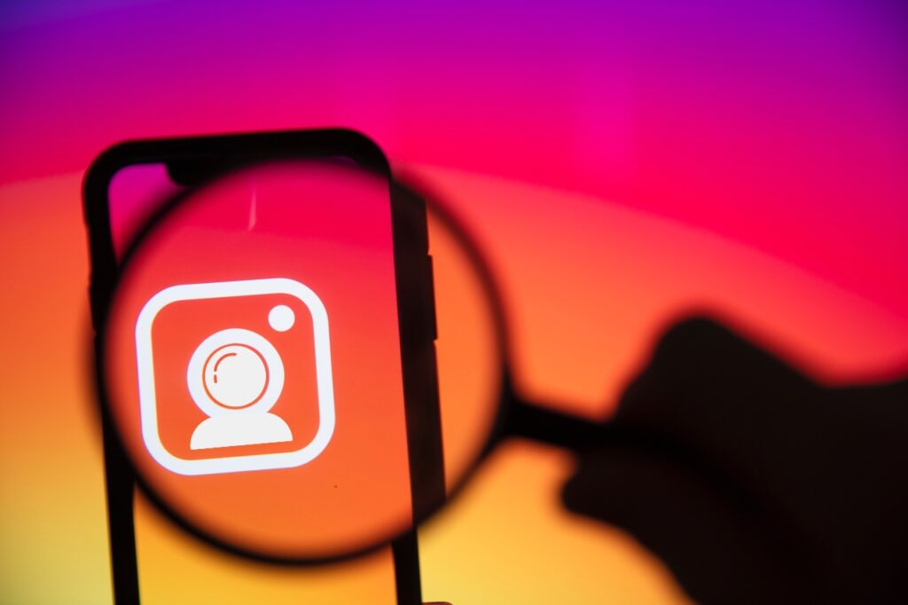 How to find someone on Instagram by phone number